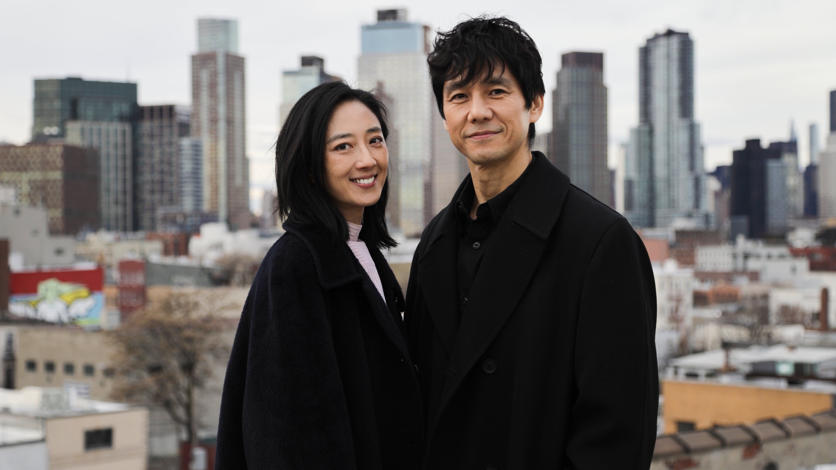 《最親愛的陌生人》：別在無盡的廢墟裡，尋找火光的存在